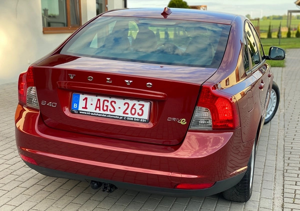 Volvo S40 cena 26900 przebieg: 126471, rok produkcji 2010 z Rawicz małe 781